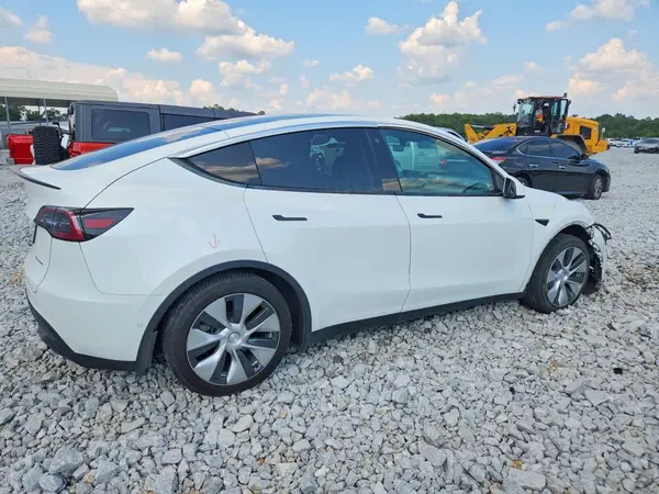 5YJYGDEE7MF253009 — 2021 Tesla Model Y, фото 3 с аукциона Copart, Передняя часть