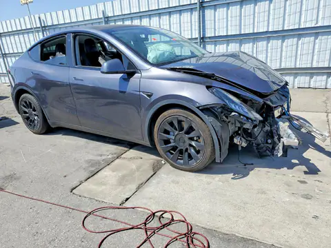 2021 Tesla Model Y VIN 5YJYGAEE8MF276765 фото 4