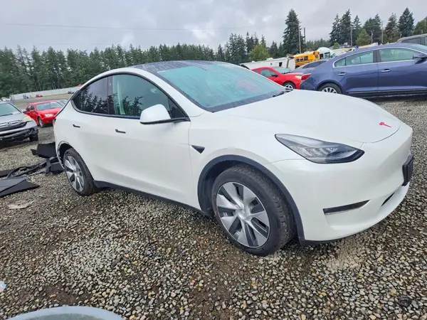 5YJYGDEE6MF094287 — 2021 Tesla Model Y, фото 4 с аукциона Copart, Задняя часть