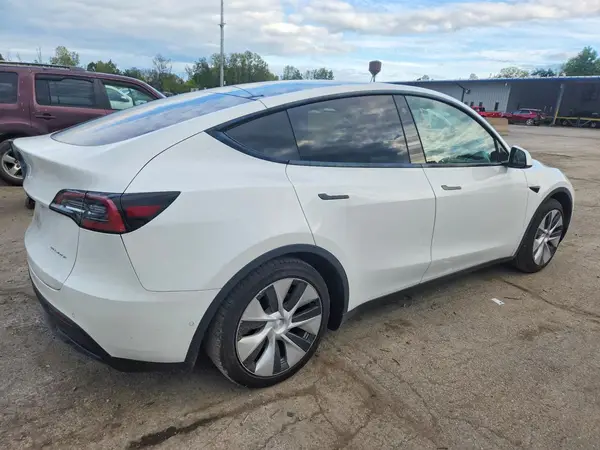 5YJYGDEE8MF180717 — 2021 Tesla Model Y, фото 3 с аукциона Copart, Задняя часть