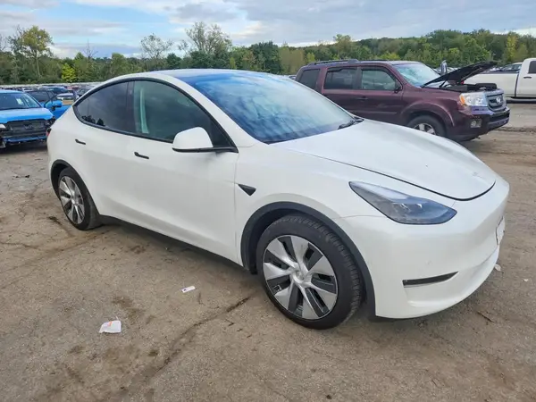 5YJYGDEE8MF180717 — 2021 Tesla Model Y, фото 4 с аукциона Copart, Задняя часть