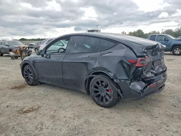5YJYGAEE7MF251551 — 2021 Tesla Model Y, фото 2 с аукциона Copart, Задняя часть