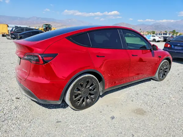 5YJYGAEE8MF222754 — 2021 Tesla Model Y, фото 3 с аукциона Copart 30.09.2026, Град