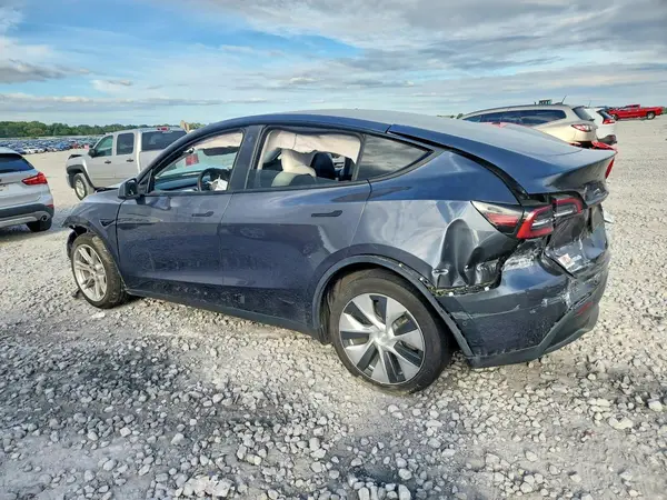5YJYGDEE8MF189319 — 2021 Tesla Model Y, фото 2 с аукциона Copart, Передняя часть