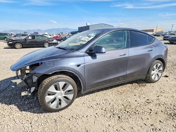 5YJYGDEEXMF068274 — 2021 Tesla Model Y, Передняя часть (Front End), фото до ремонта