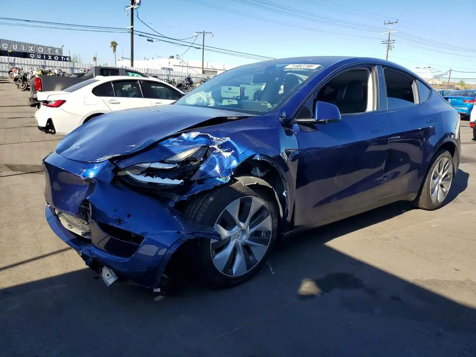 5YJYGDEE9MF148214 Tesla Model Y 2021 — повреждение Передняя часть, фото до ремонта