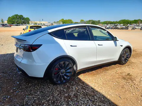 7SAYGDEF6NF452761 — 2022 Tesla Model Y, фото 3 с аукциона Copart 30.09.2026, Передняя часть