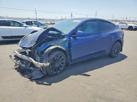 7SAYGDEE2NF425872 — 2022 Tesla Model Y, Передняя часть (Front End), фото до ремонта