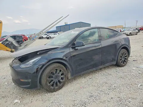 7SAYGDEEXNF558895 — 2022 Tesla Model Y, Передняя часть (Front End), фото до ремонта
