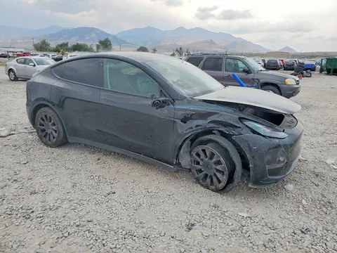 2022 Tesla Model Y VIN 7SAYGDEEXNF558895 фото 4