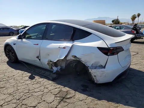 2022 Tesla Model Y VIN 7SAYGDEF3NF537251 фото 2