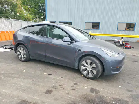 7SAYGDEE8NF454714 — 2022 Tesla Model Y, фото 4 с аукциона Copart 30.09.2026, Боковая часть