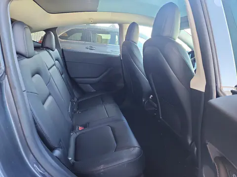2022 Tesla Model Y VIN 7SAYGDEE3NF439697 фото 10