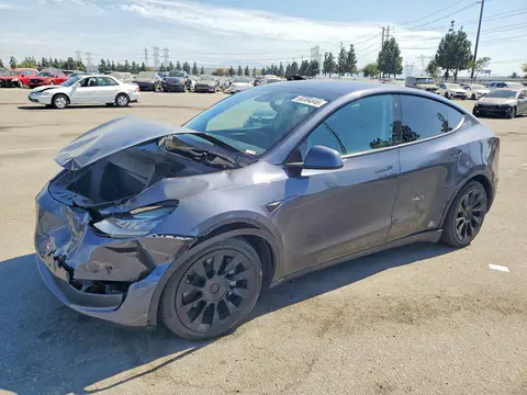 7SAYGAEE6NF574137 — 2022 Tesla Model Y, Передняя часть (Front End), фото до ремонта