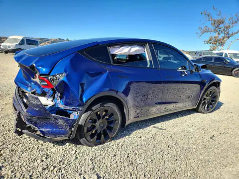 7SAYGDEE0NF363730 — 2022 Tesla Model Y, фото 3 с аукциона Copart 29.09.2026, Передняя часть
