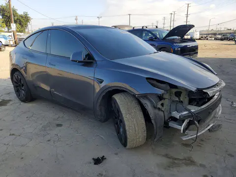 2022 Tesla Model Y VIN 7SAYGDEE3NF467550 фото 4