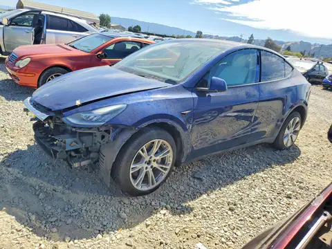 7SAYGAEE3NF493127 — 2022 Tesla Model Y, Передняя часть (Front End), фото до ремонта