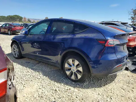 7SAYGAEE3NF493127 — 2022 Tesla Model Y, фото 2 с аукциона Copart 13.10.2026, Передняя часть