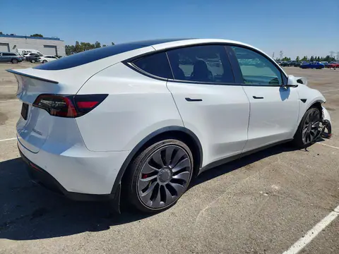 2022 Tesla Model Y VIN 7SAYGDEF2NF336750 фото 3