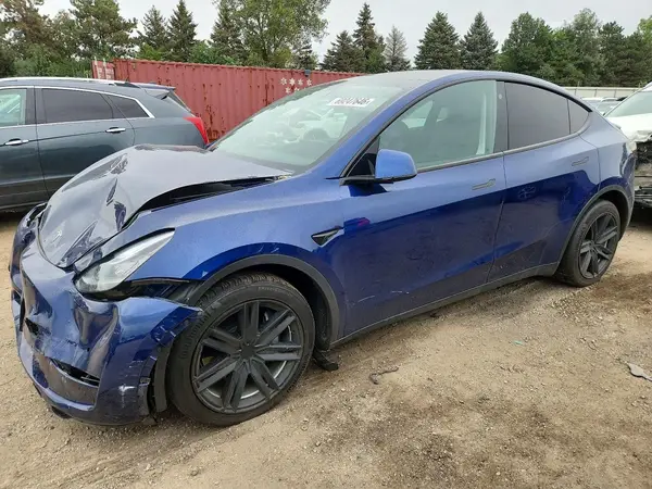 7SAYGDEE3NF317583 — 2022 Tesla Model Y, Передняя часть (Front End), фото до ремонта