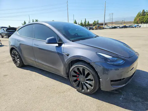 2022 Tesla Model Y VIN 7SAYGDEF8NF439512 фото 4