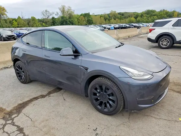 7SAYGDEE2NA009267 — 2022 Tesla Model Y, фото 4 с аукциона Copart, Задняя часть