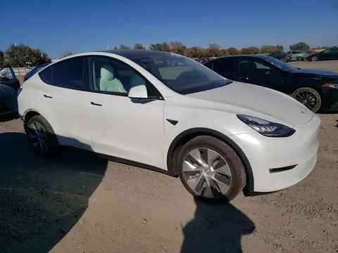 2022 Tesla Model Y VIN 7SAYGDEE0NF355028 фото 4