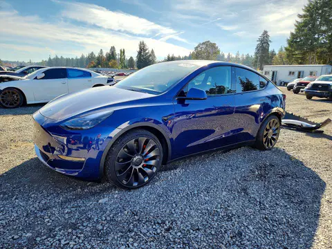 7SAYGDEF3NF365867 — 2022 Tesla Model Y, Задняя часть (Rear End), фото до ремонта