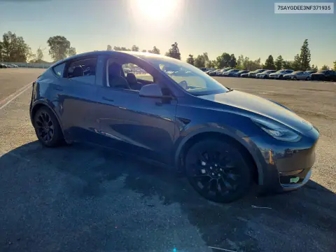2022 Tesla Model Y VIN 7SAYGDEE3NF371935 фото 4