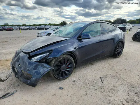 7SAYGDEFXNF390460 — 2022 Tesla Model Y, Передняя часть, фото до ремонта
