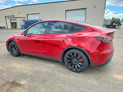 2023 Tesla Model Y VIN 7SAYGDEF9PF870489 фото 2