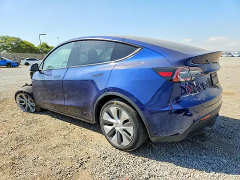 2023 Tesla Model Y VIN 7SAYGDEE5PA119636 фото 2
