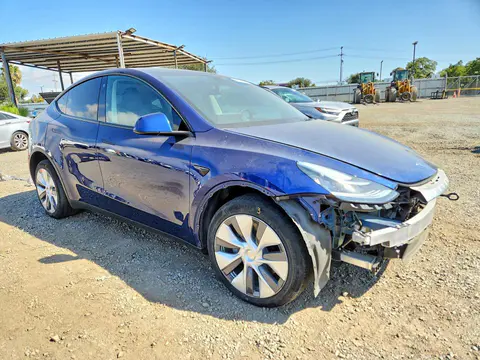 2023 Tesla Model Y VIN 7SAYGDEE5PA119636 фото 4