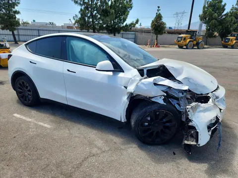 2023 Tesla Model Y VIN 7SAYGAEE6PF697231 фото 4