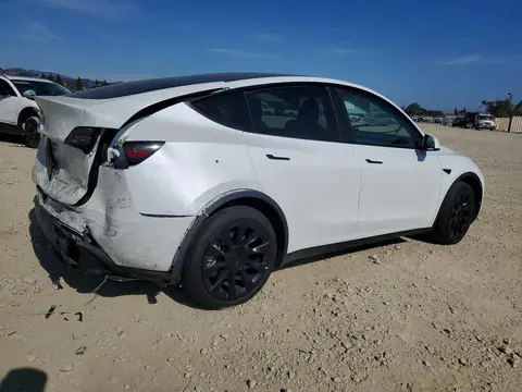 2023 Tesla Model Y VIN 7SAYGDEE1PF747437 фото 3