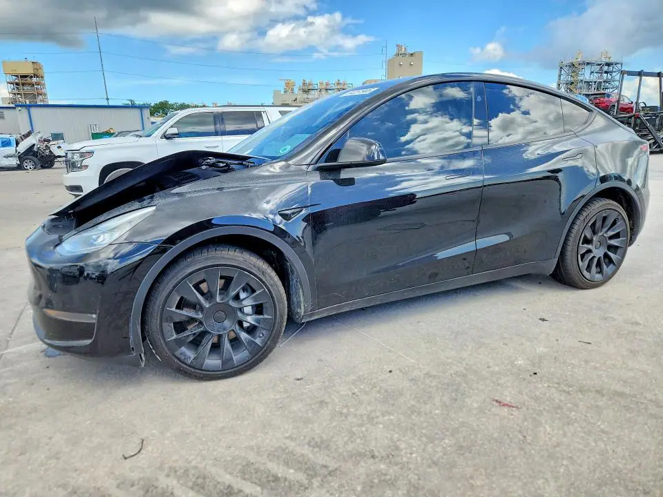 7SAYGDEE1PA158725 Tesla Model Y 2023 — повреждение Передняя часть, фото до ремонта