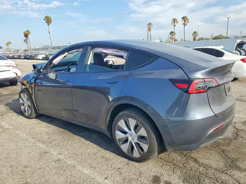 2023 Tesla Model Y VIN 7SAYGDEE6PA027337 фото 2