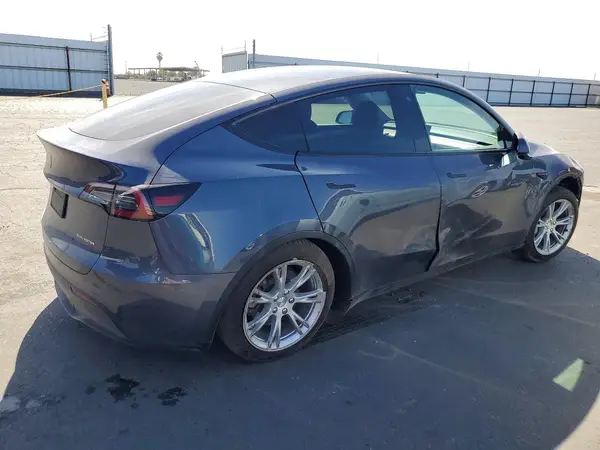 7SAYGDEE5PF634865 — 2023 Tesla Model Y, фото 3 с аукциона Copart 28.09.2026, Передняя часть