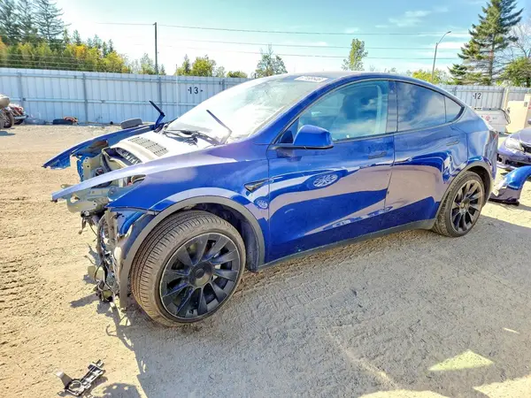 7SAYGAEE1PF706630 — 2023 Tesla Model Y, Передняя часть (Front End), фото до ремонта