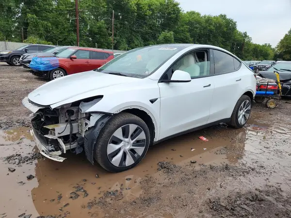7SAYGDEE5PF797211 — 2023 Tesla Model Y, Передняя часть (Front End), фото до ремонта