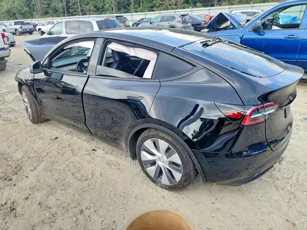7SAYGDEE7PA082962 — 2023 Tesla Model Y, фото 2 с аукциона Copart 13.10.2026, Передняя часть