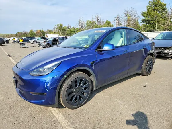 7SAYGDEE3PF754423 — 2023 Tesla Model Y, Передняя часть (Front End), фото до ремонта