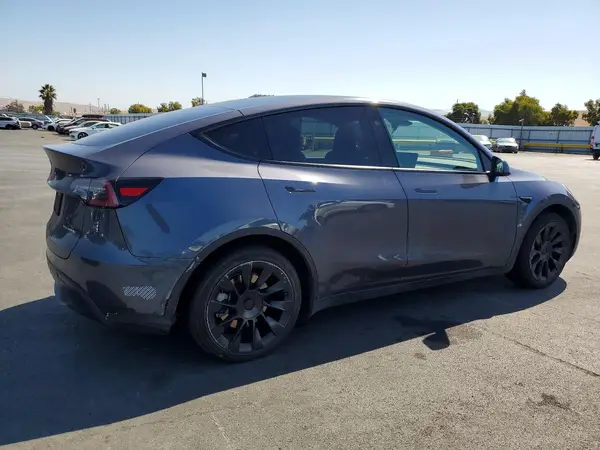 7SAYGDEE0PF883378 — 2023 Tesla Model Y, фото 3 с аукциона Copart, Задняя часть