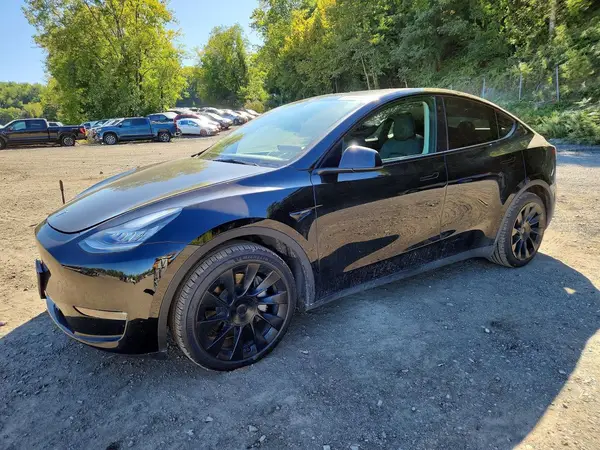 7SAYGDEE3PF613397 — 2023 Tesla Model Y, Крыша (Top/Roof), фото до ремонта