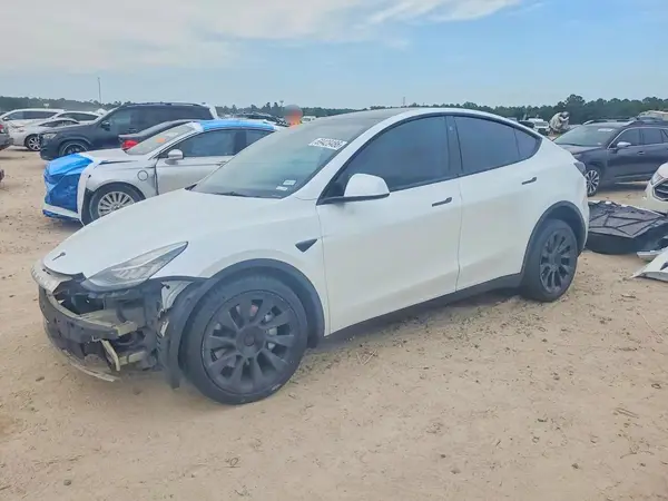 7SAYGDEE4PA117540 — 2023 Tesla Model Y, Передняя часть (Front End), фото до ремонта