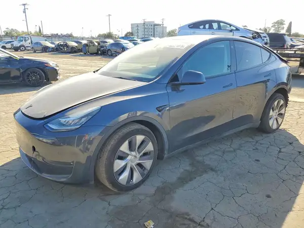 7SAYGDEE7PA023197 — 2023 Tesla Model Y, Задняя часть (Rear End), фото до ремонта