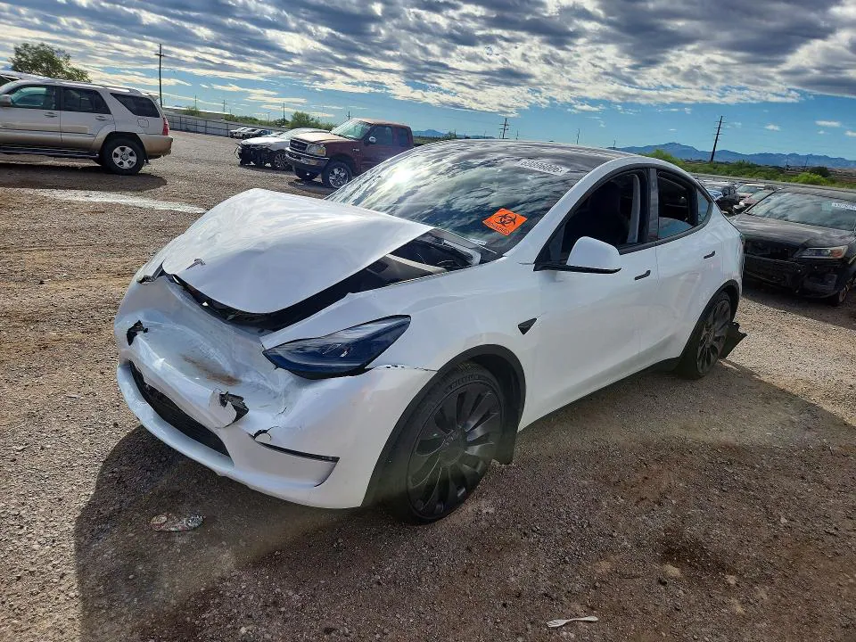 2023 Tesla Model Y VIN 7SAYGDEF5PF601521 фото 1