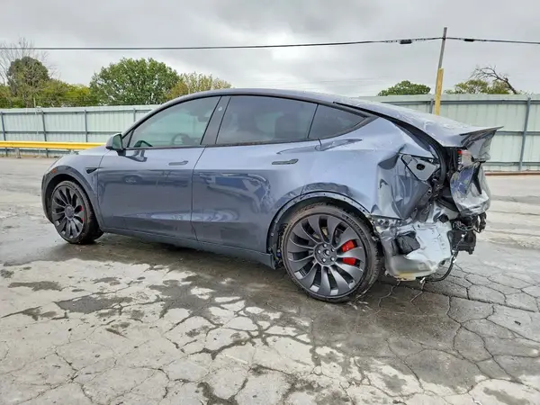 7SAYGDEF5PF945494 — 2023 Tesla Model Y, фото 2 с аукциона Copart, Задняя часть