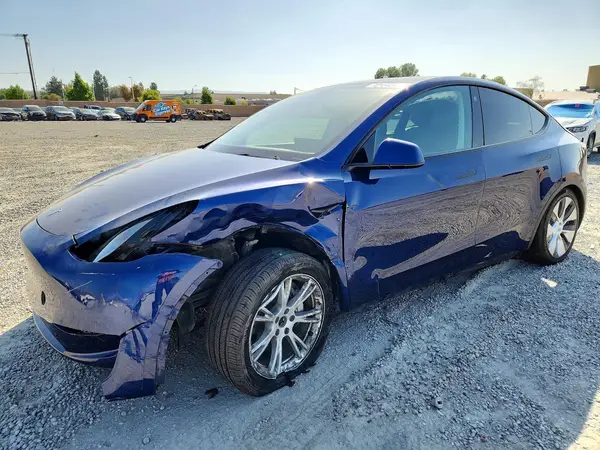 7SAYGAEE4PF615495 — 2023 Tesla Model Y, Ходовая часть (Undercarriage), фото до ремонта