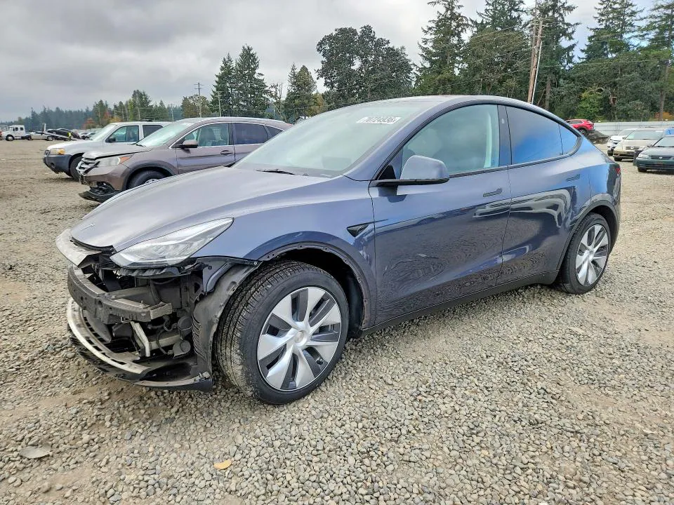 2023 Tesla Model Y VIN 7SAYGDEE2PA120856 фото 1